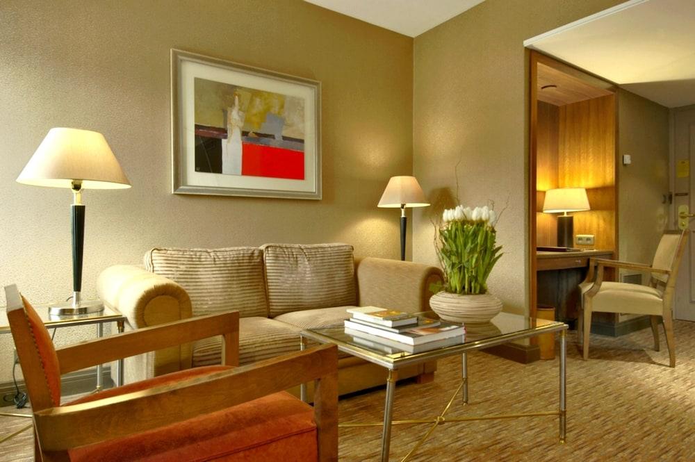 Warwick Grand-Place Bruselas Exterior foto