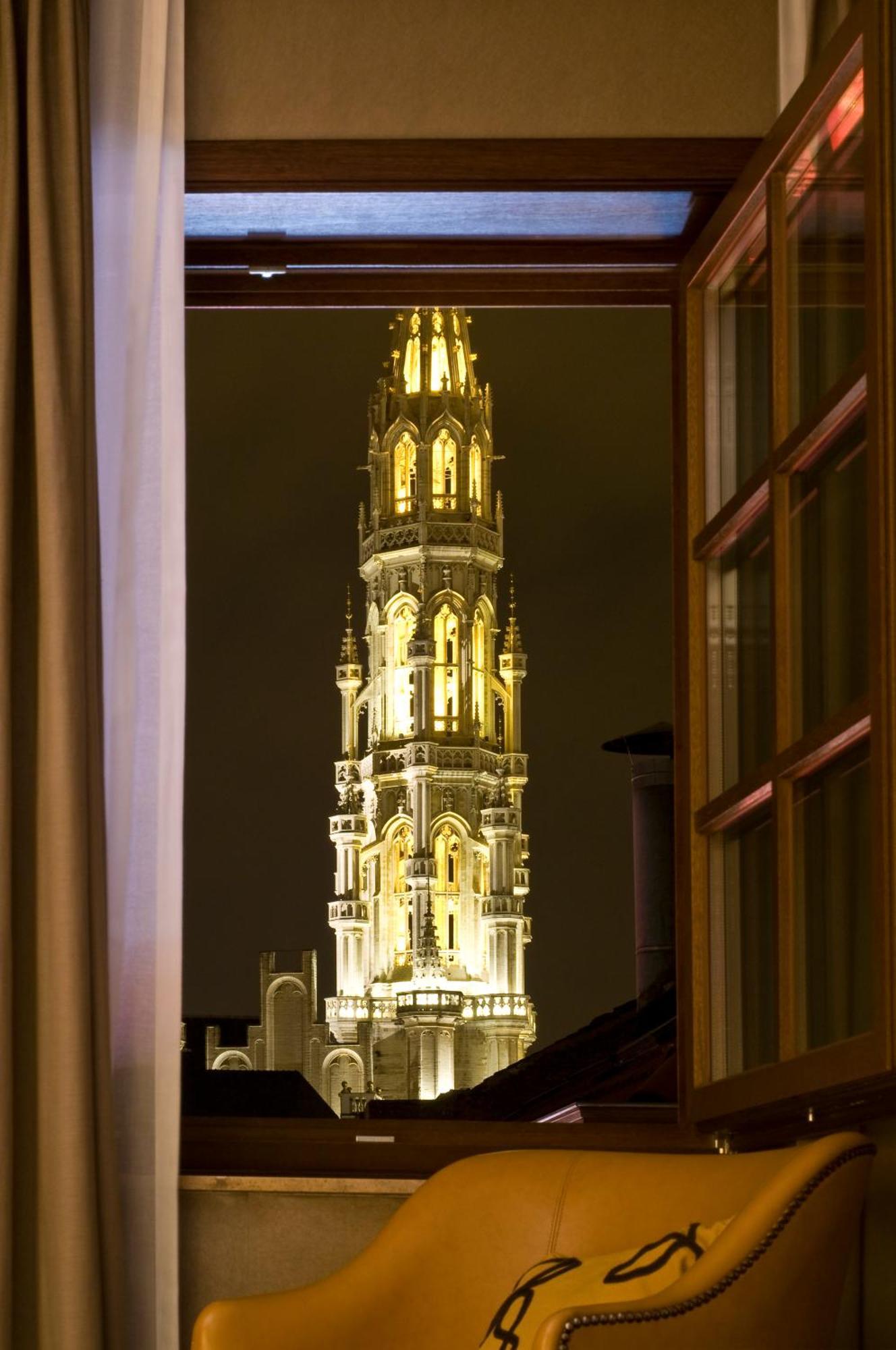 Warwick Grand-Place Bruselas Exterior foto