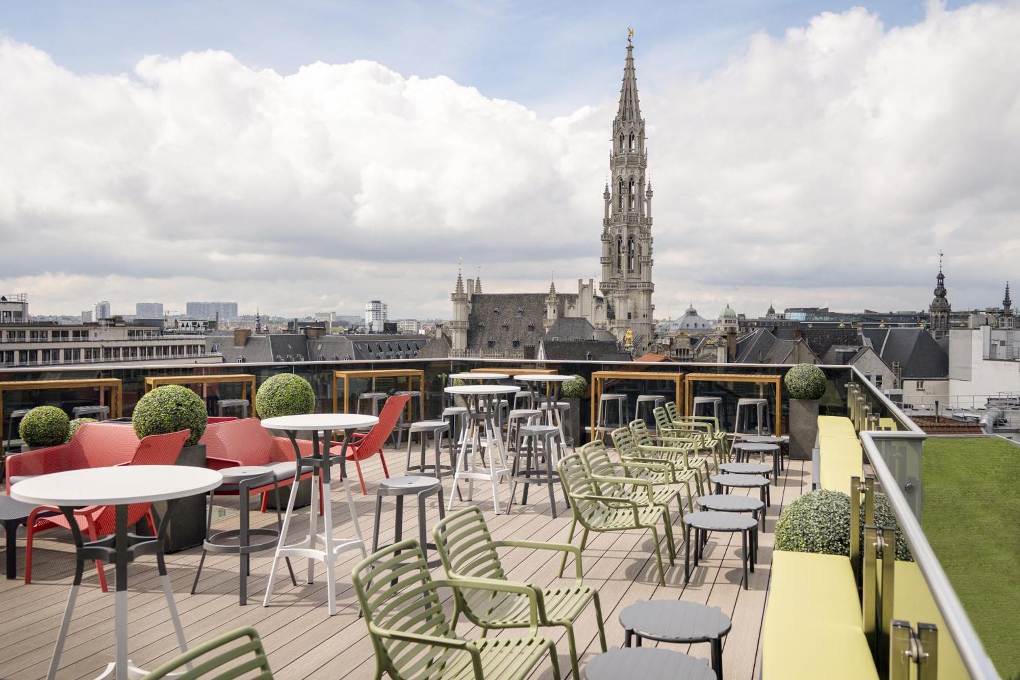 Warwick Grand-Place Bruselas Exterior foto
